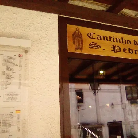 Holiday Home Rua Visconde Faro E Oliveira Tatil Evi Sintra