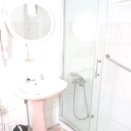 Holiday Home Rua Visconde Faro E Oliveira Tatil Evi *